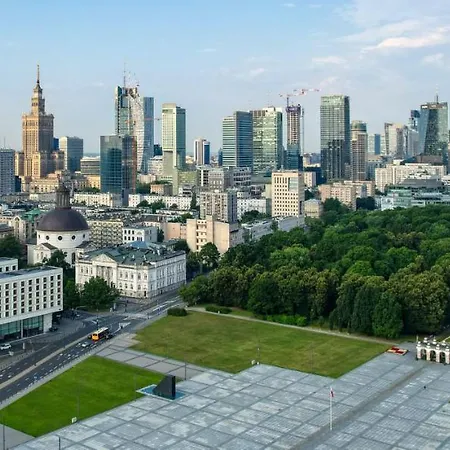 Forum 3 Metro Fast Wifi 400 Mbs Tv Hbo Disney+ Apartment Warschau