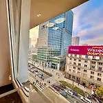 Forum 3 Metro Fast Wifi 400 Mbs Tv Hbo Disney+ Apartment