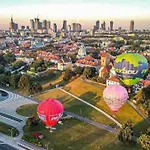 Apartment Forum 3 Metro Fast Wifi 400 Mbs Tv Hbo Disney+ Warsaw