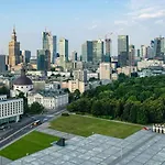 Forum 3 Metro Fast Wifi 400 Mbs Tv Hbo Disney+ Apartment Warsaw