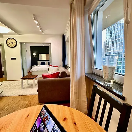Apartment Forum 3 Metro Fast Wifi 400 Mbs Tv Hbo Disney+